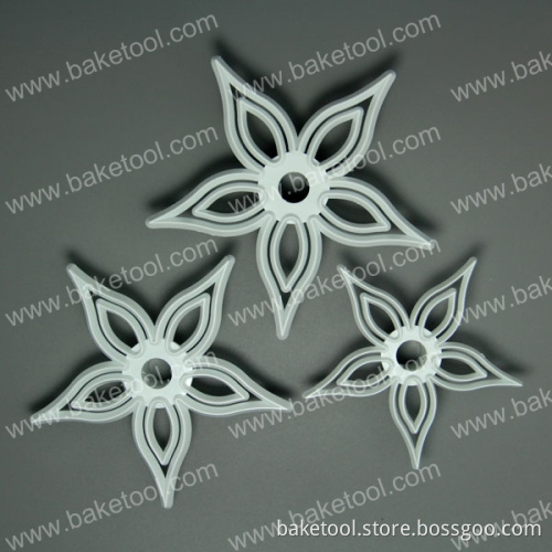 3pcs Different Size Gum Paste Flowers Overlapping Petel for Cake Decoration